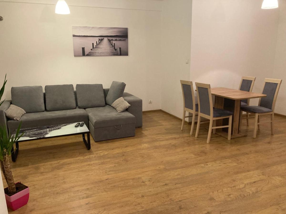 Mieszkanie W Centrum Bielsko-Biała Ngoại thất bức ảnh
